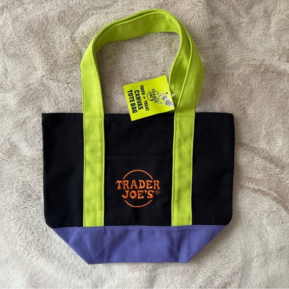 NWT (Set of 4) Trader Joe’s Halloween Mini Canvas Totes - Picture 7 of 13